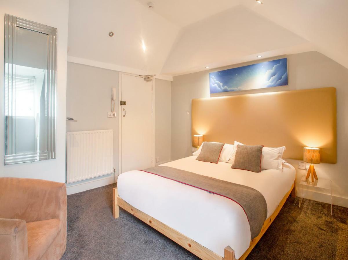 Oyo Lifestyle Hotel Sea Breeze Brighton Kültér fotó