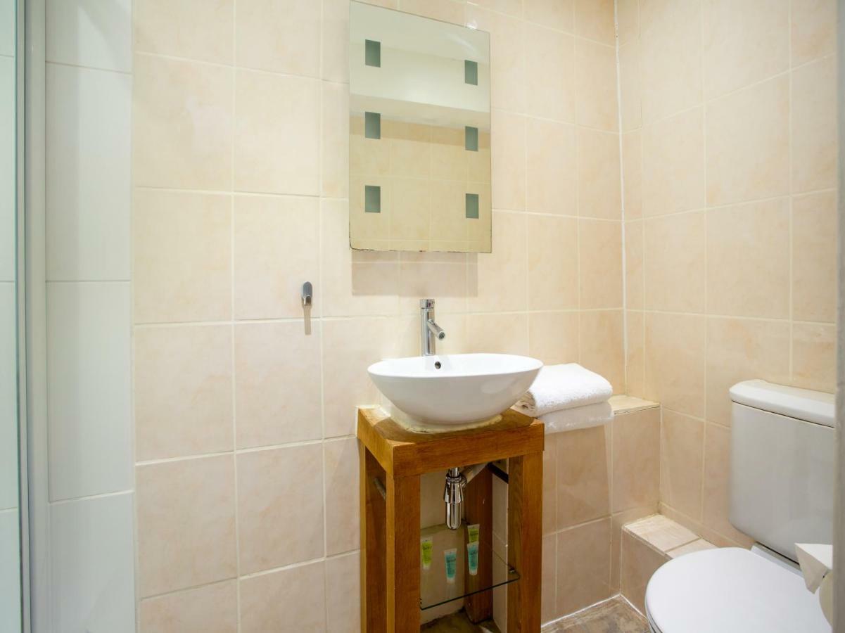 Oyo Lifestyle Hotel Sea Breeze Brighton Kültér fotó